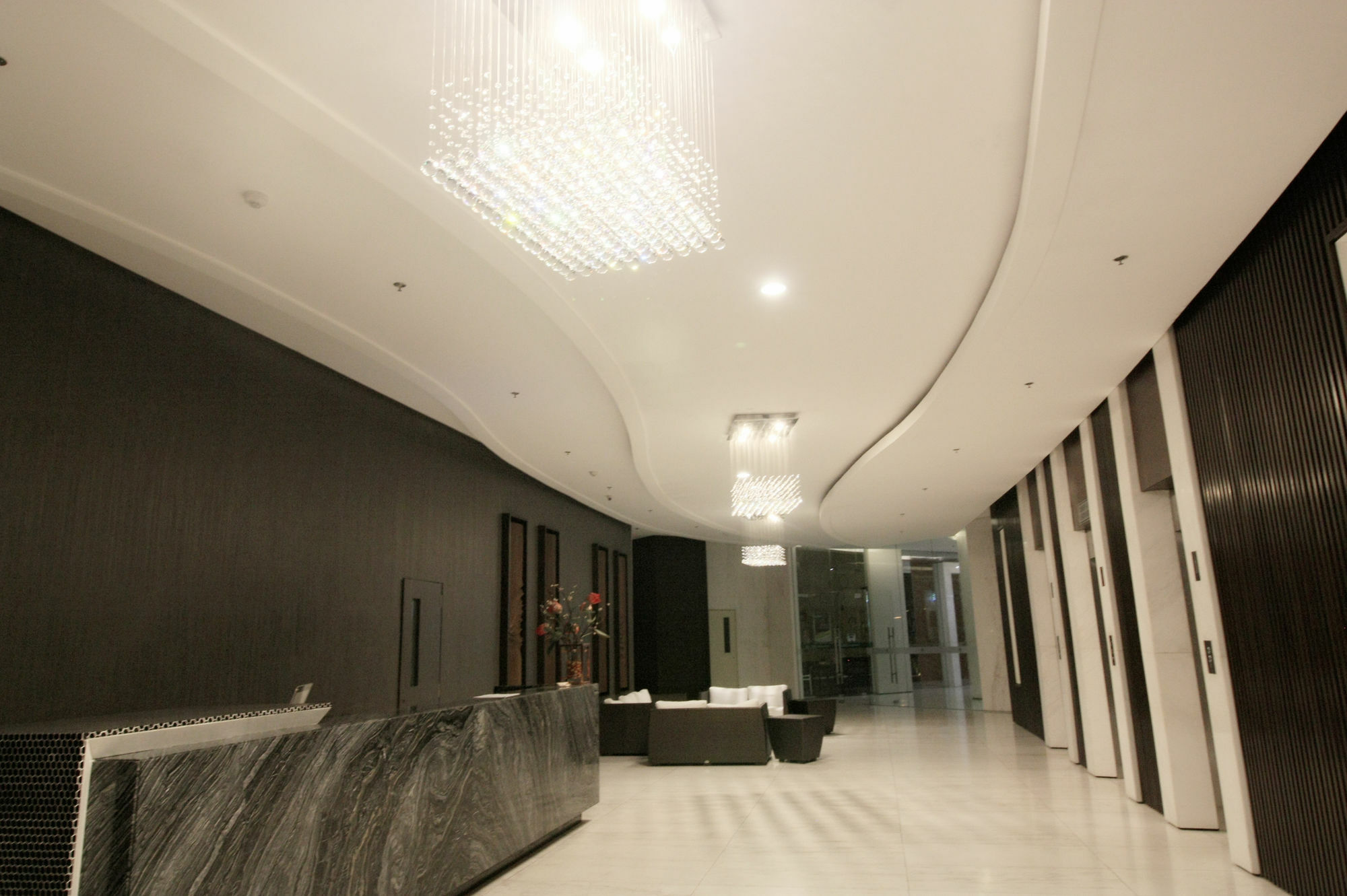 Maxstays - Max Style @ Fort Victoria Makati City Esterno foto