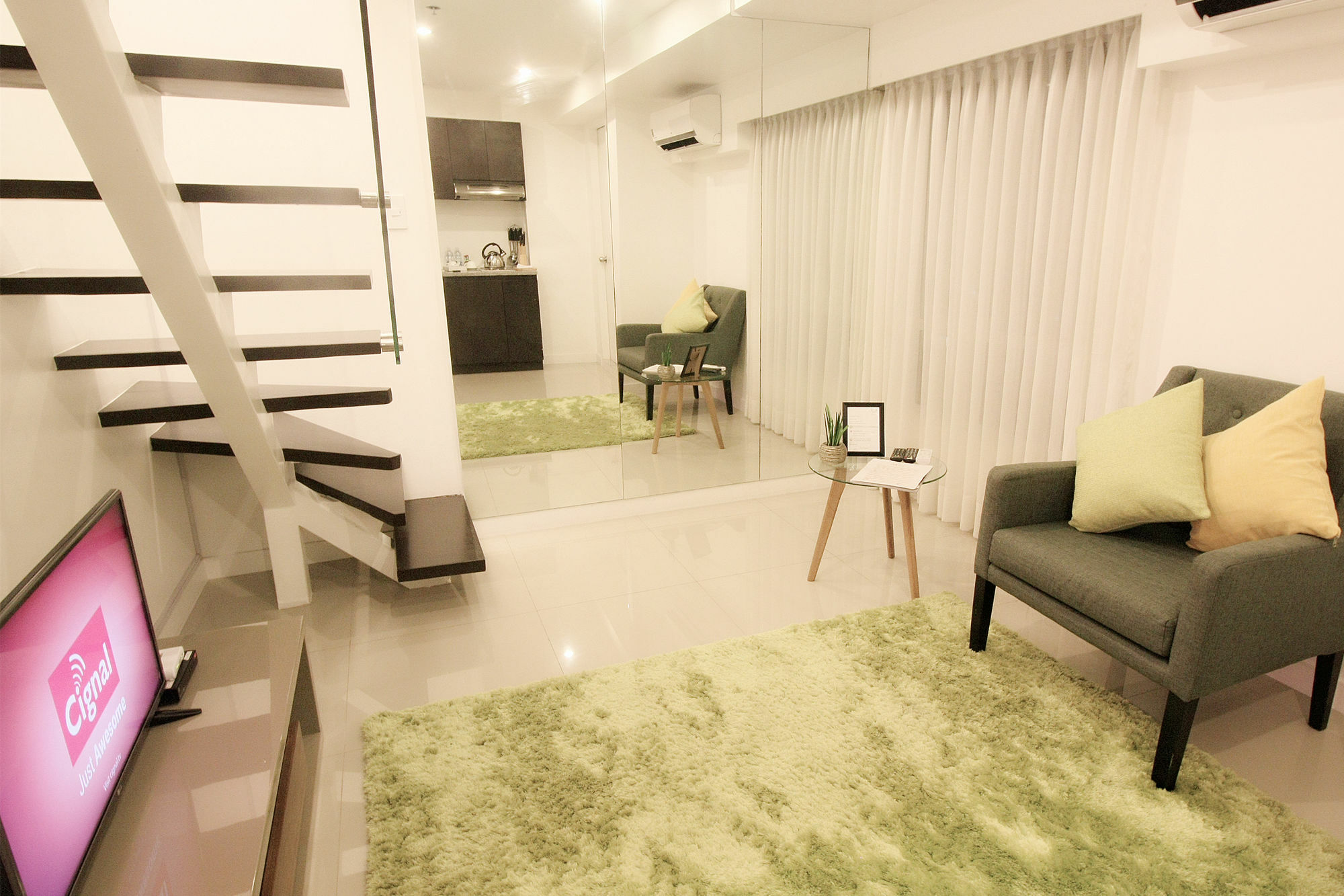 Maxstays - Max Style @ Fort Victoria Makati City Esterno foto